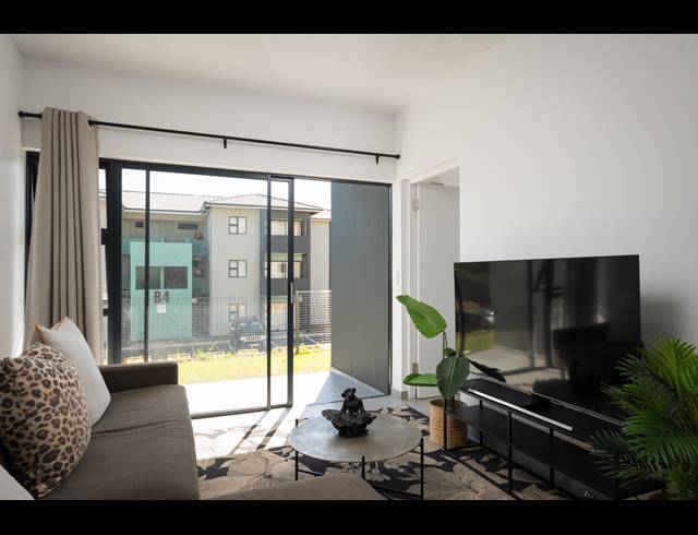 3 BEDROOM APARTMENT FOR SALE IN SHEFFIELD BEACH